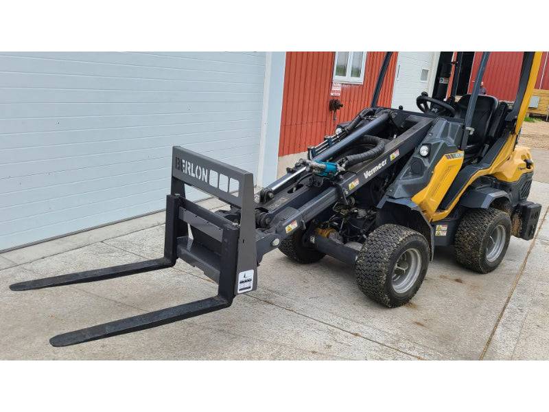 Berlon Mini Pallet Forks for Skid Steers & Tractors - Mammoth