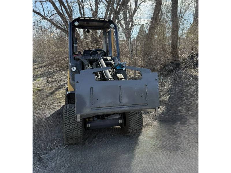 Berlon Mounting Plate Model MIQT-MIBOB for Skid Steers & Tractors - Mammoth